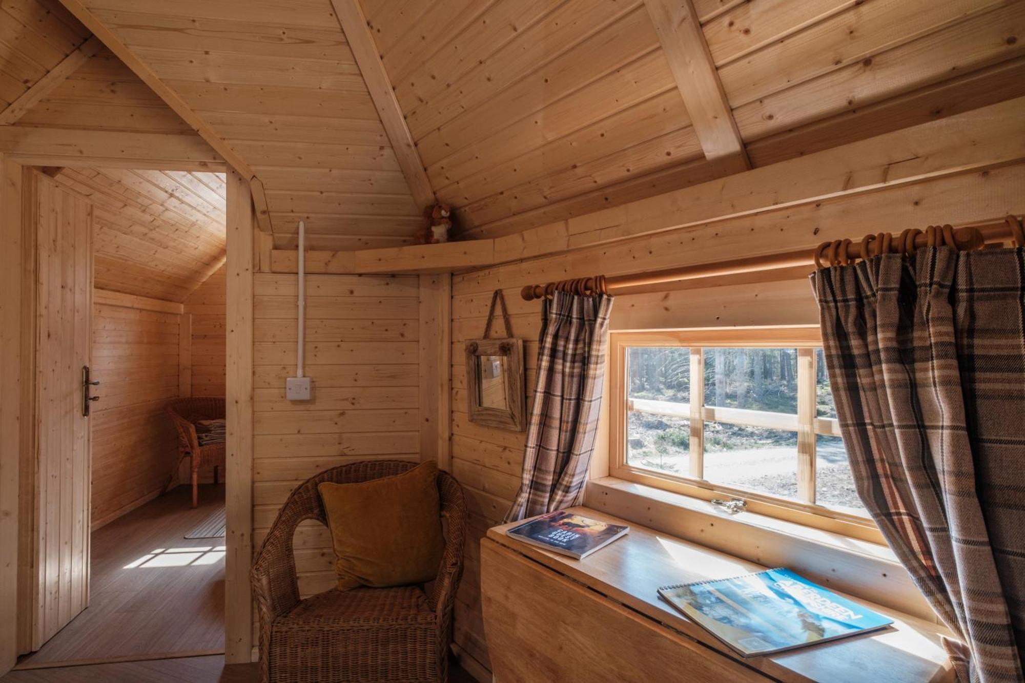Cairngorm Bothies Villa Aboyne Exterior photo